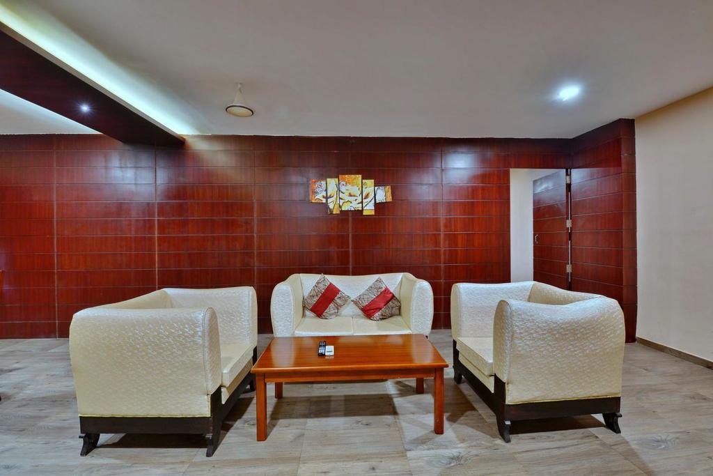 Hotel Silver Oak Bilāspur Dış mekan fotoğraf